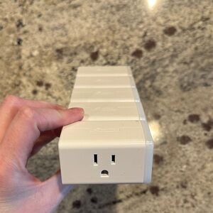 TP Link 5 White Smart Plug Lite